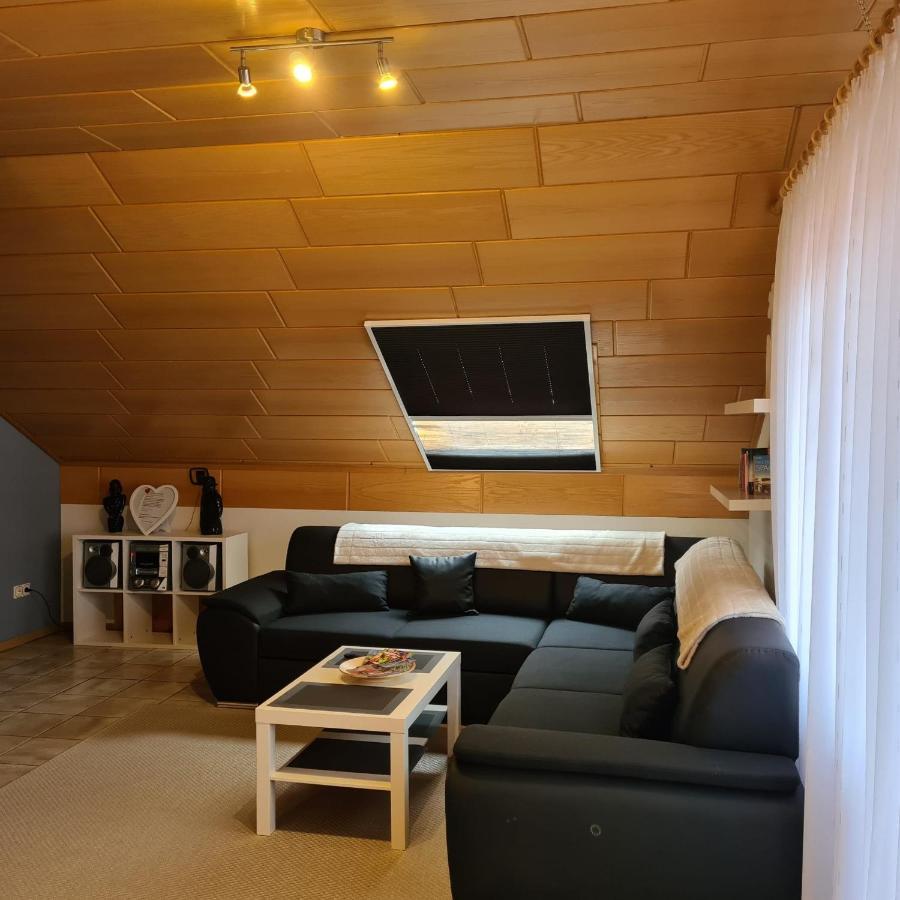 Ferienwohnung Cornelia Und Michael Persang Gbr Eppenbrunn Екстер'єр фото
